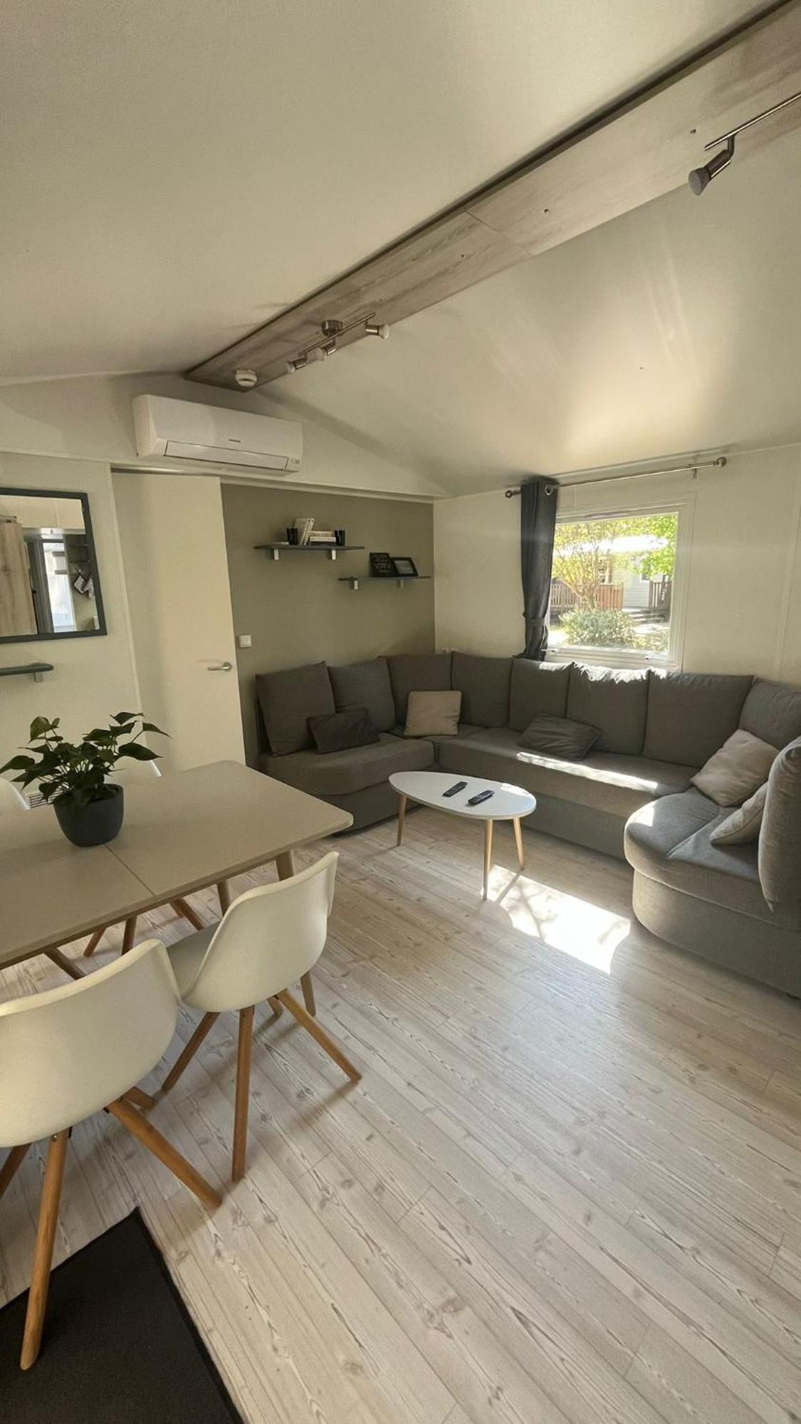 Sbvacances Mobil Home 3Ch 2Sdb Sur Magnifique Emplacement Avec Vue Sur La Foret Des Landes Saint-Julien-en-Born Exterior foto