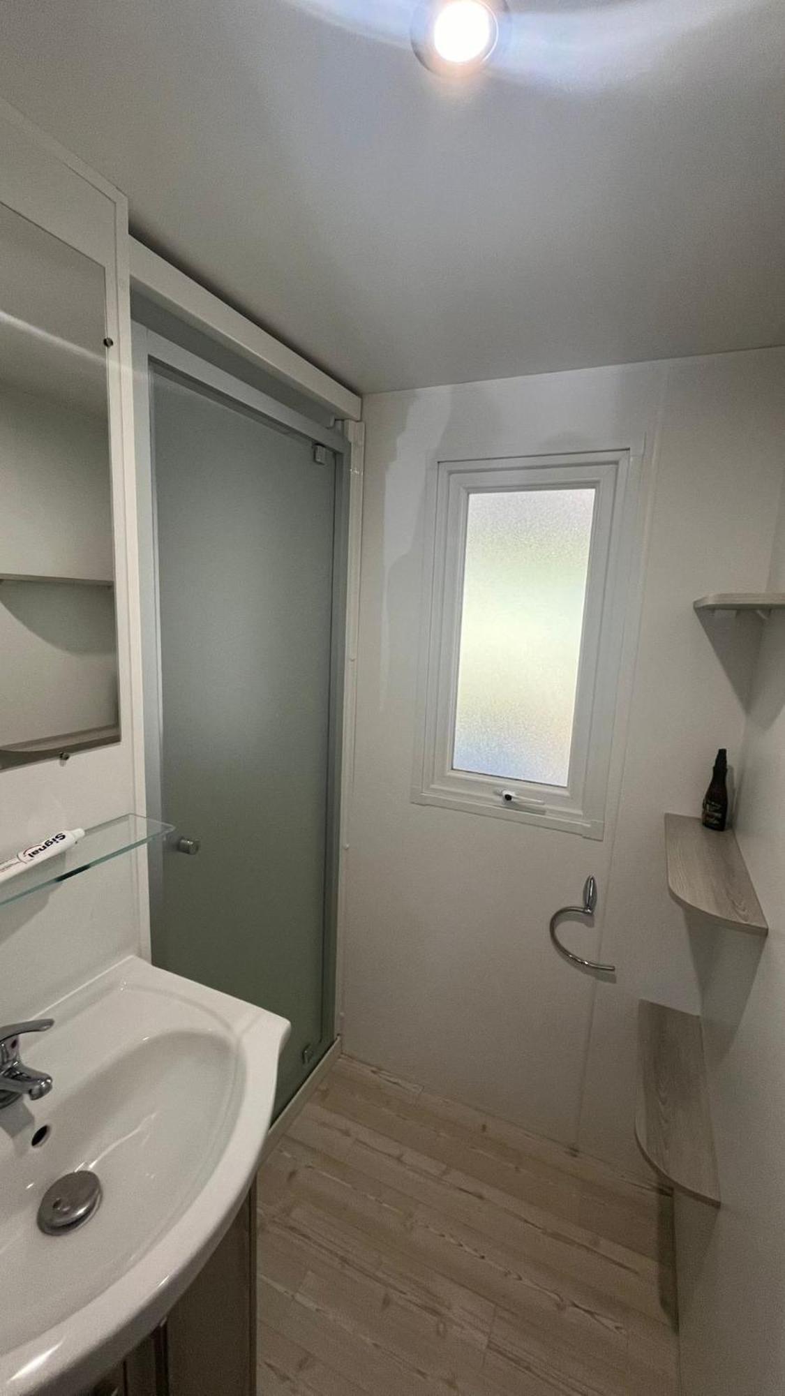 Sbvacances Mobil Home 3Ch 2Sdb Sur Magnifique Emplacement Avec Vue Sur La Foret Des Landes Saint-Julien-en-Born Exterior foto